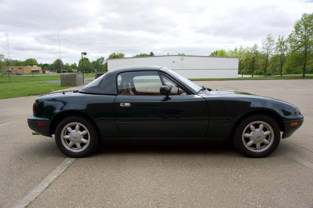 1991 Mazda NA MX-5 Miata - Image 8 of 31