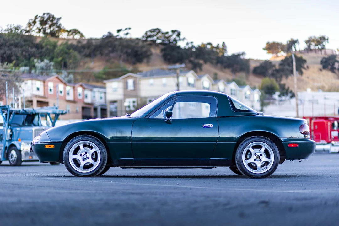 1991 Mazda NA MX-5 Miata - Image 28 of 31