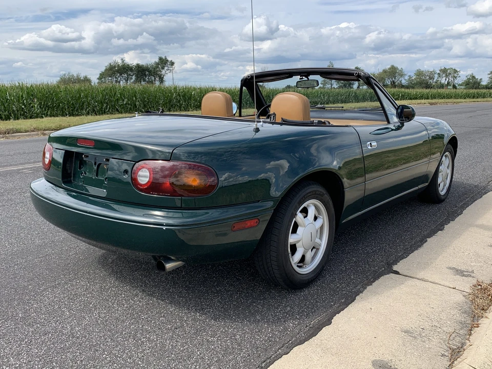 1991 Mazda NA MX-5 Miata - Image 24 of 31