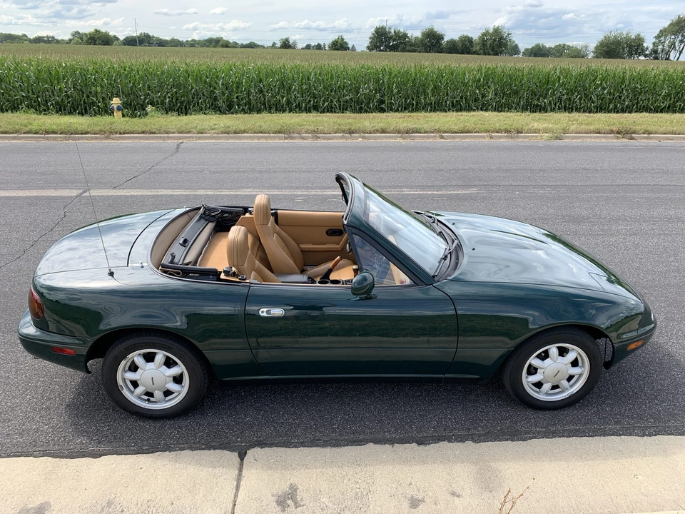 1991 Mazda NA MX-5 Miata - Image 19 of 31