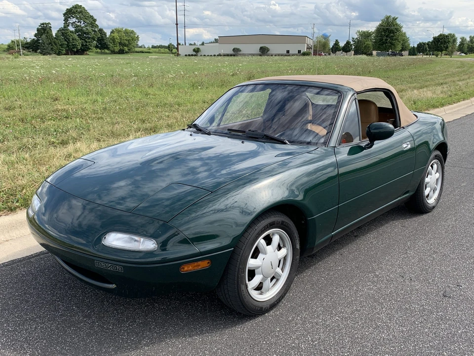 1991 Mazda NA MX-5 Miata - Image 5 of 31