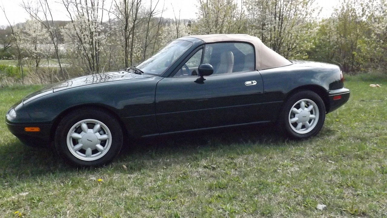 1991 Mazda NA MX-5 Miata - Image 16 of 31