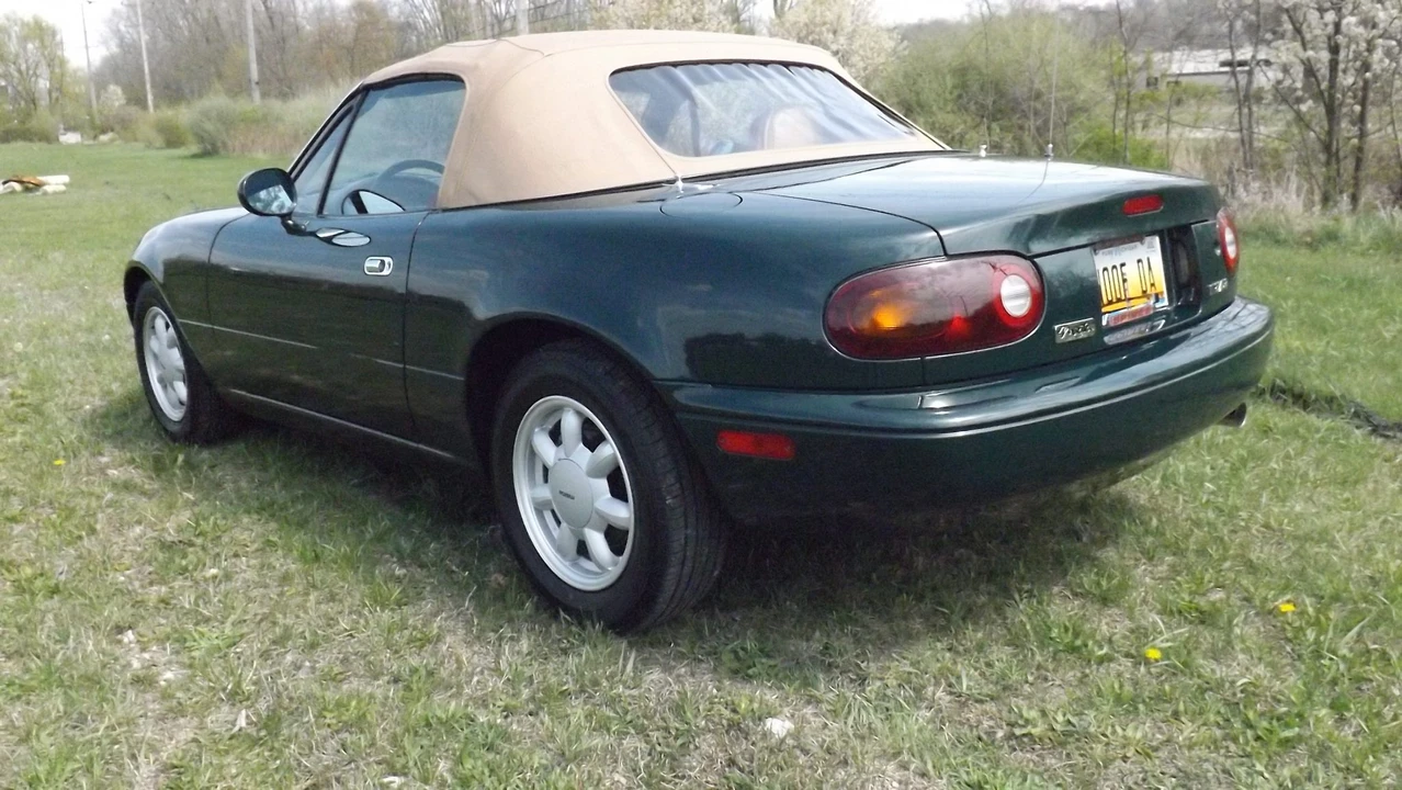 1991 Mazda NA MX-5 Miata - Image 19 of 31