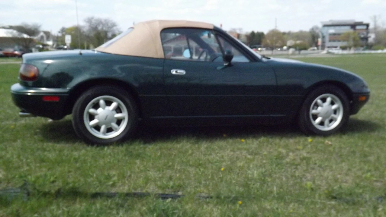 1991 Mazda NA MX-5 Miata - Image 23 of 31