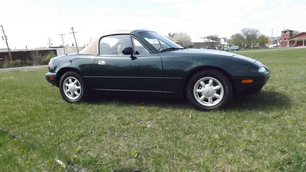 1991 Mazda NA MX-5 Miata - Image 24 of 31