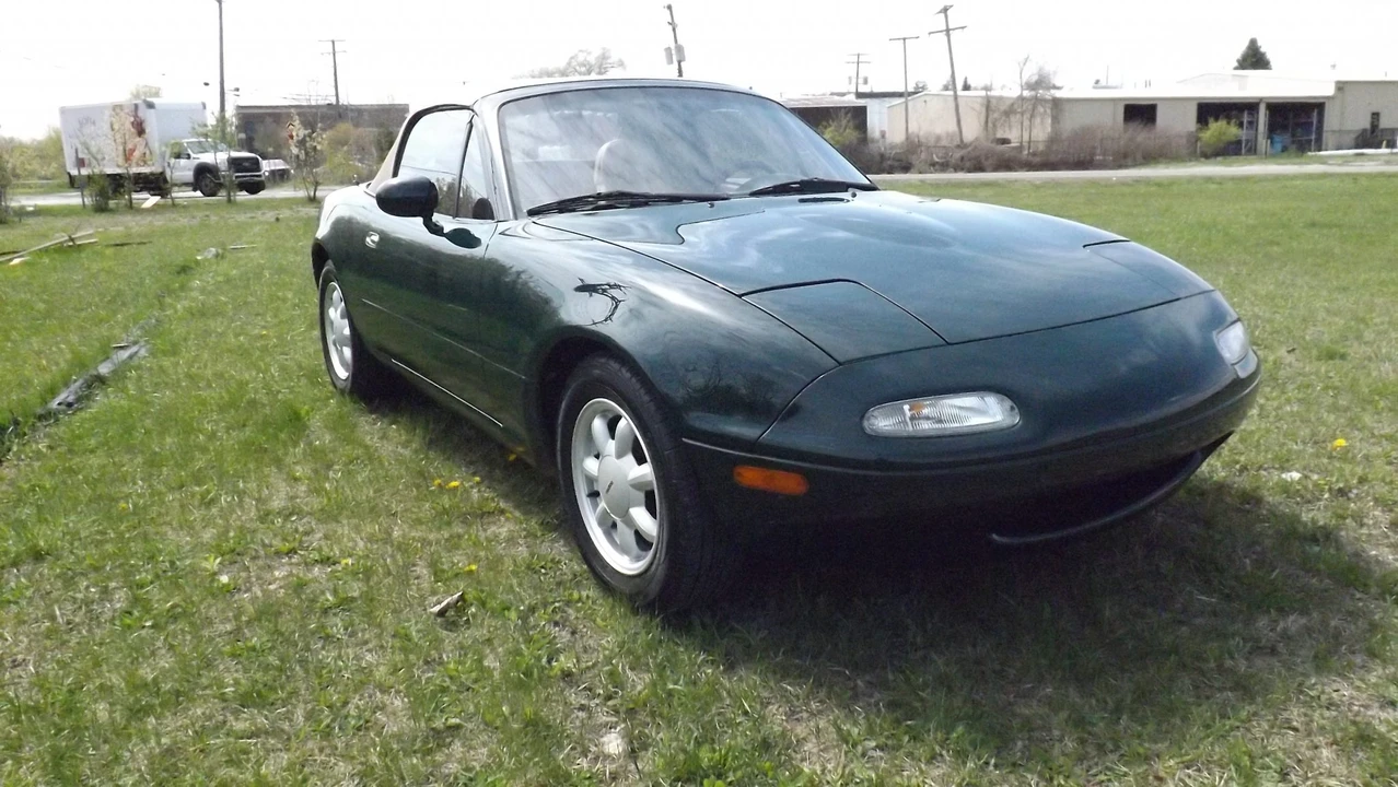 1991 Mazda NA MX-5 Miata - Image 25 of 31