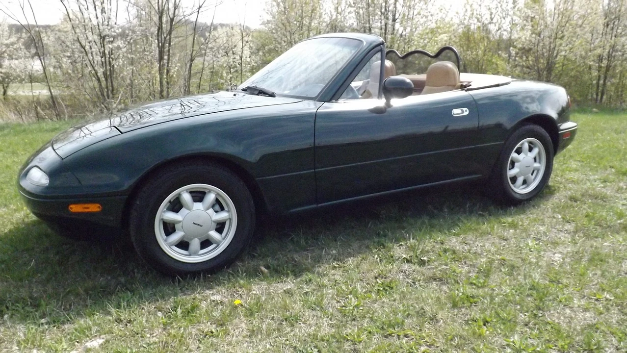 1991 Mazda NA MX-5 Miata - Image 5 of 31