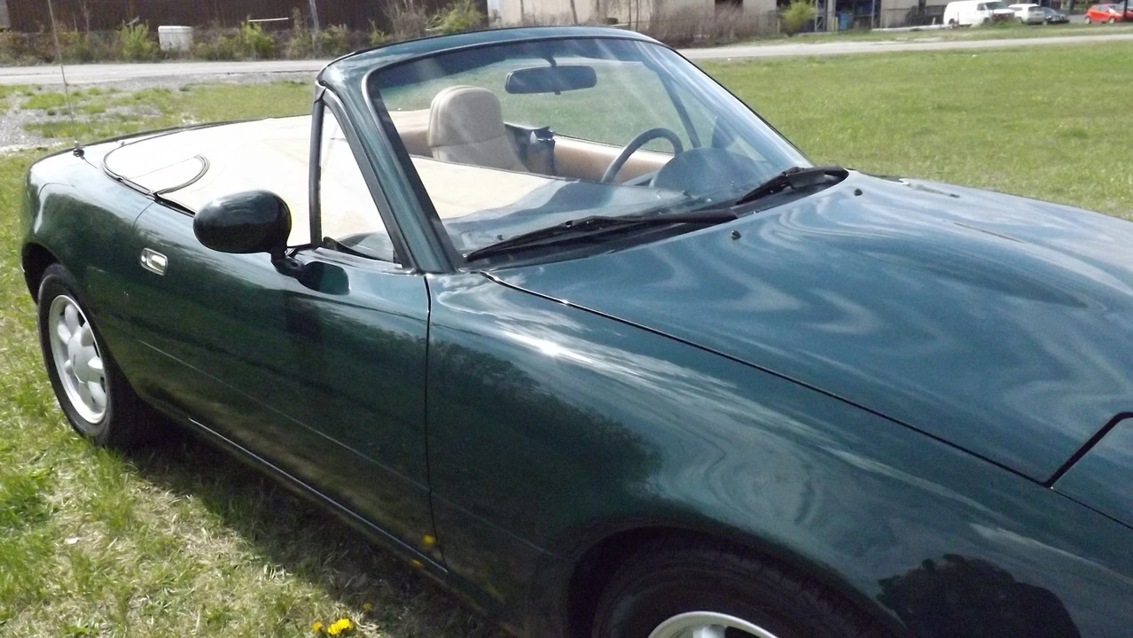 1991 Mazda NA MX-5 Miata - Image 29 of 31