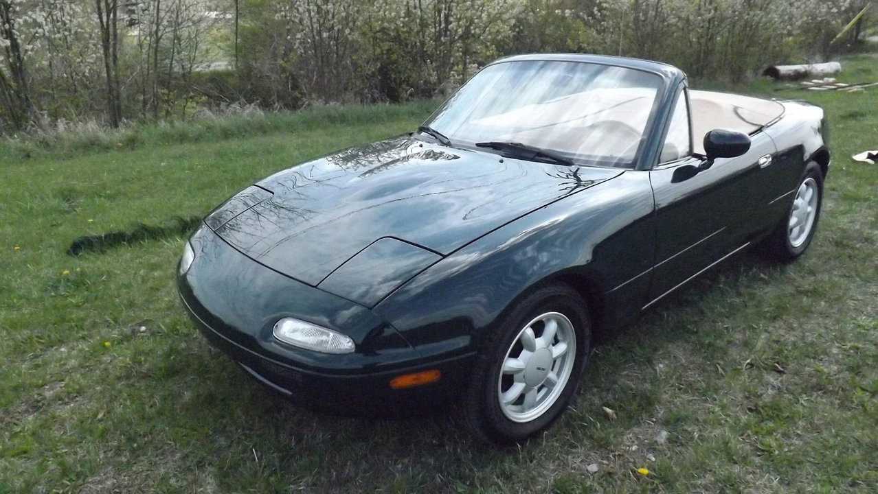 1991 Mazda NA MX-5 Miata - Image 2 of 31