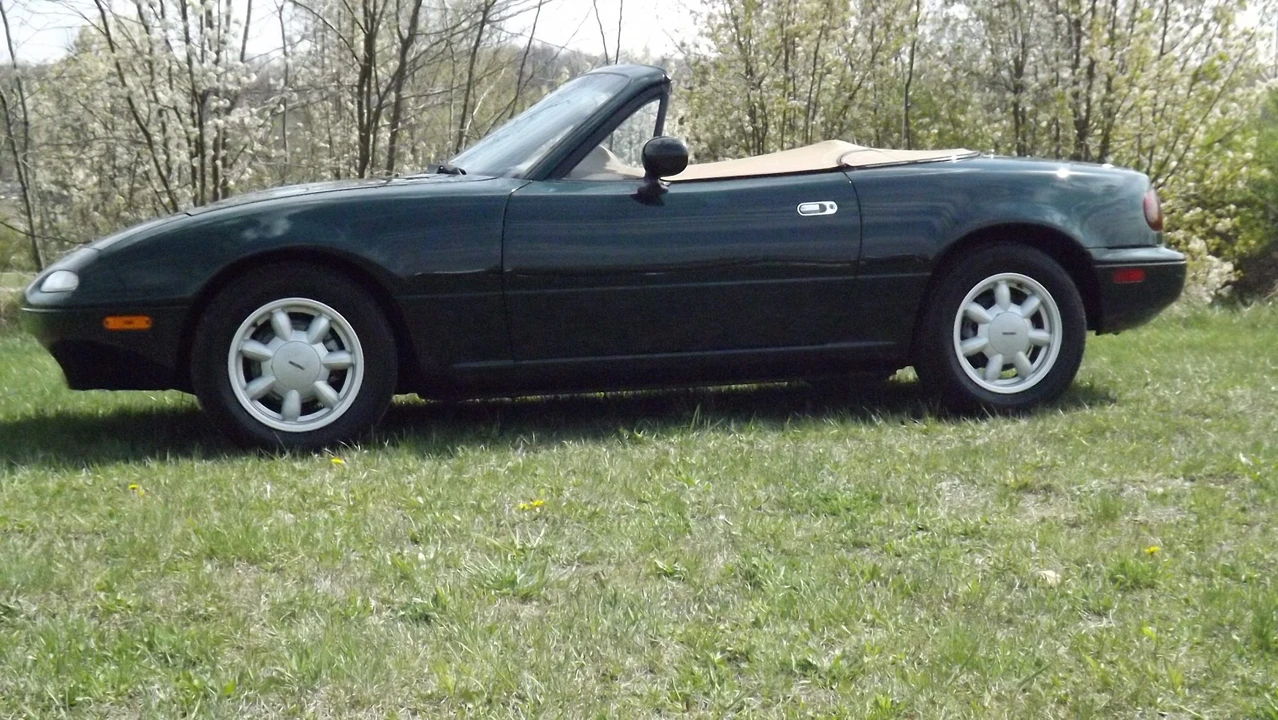 1991 Mazda NA MX-5 Miata - Image 9 of 31