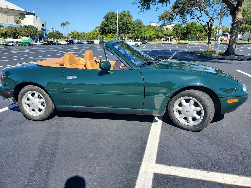 1991 Mazda NA MX-5 Miata - Image 9 of 31