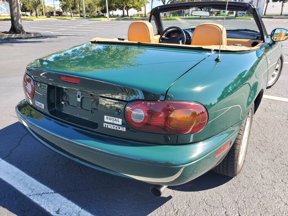 1991 Mazda NA MX-5 Miata - Image 18 of 31