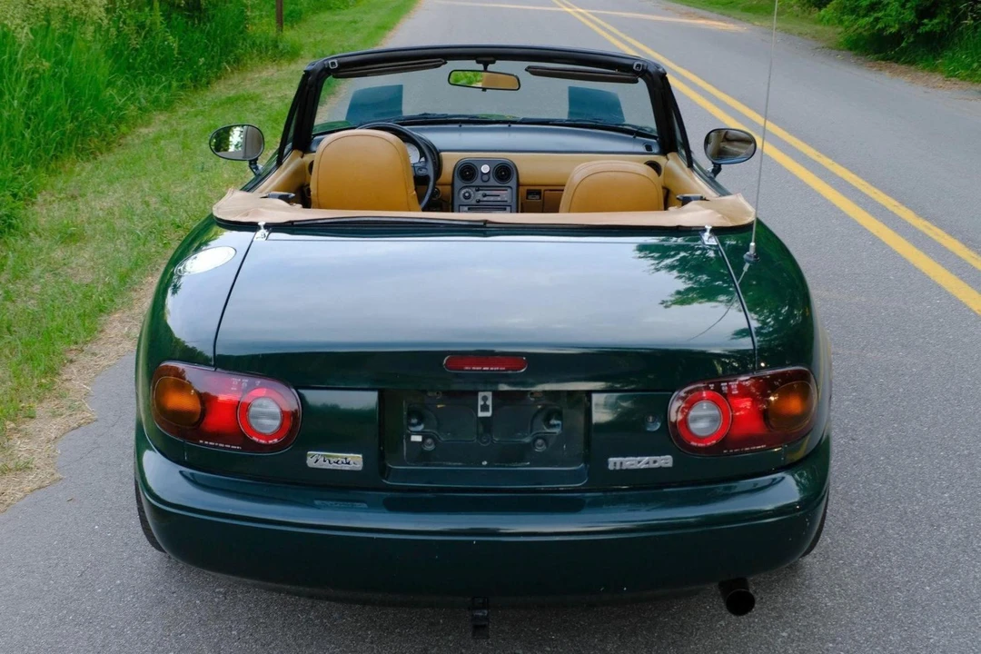 1991 Mazda NA MX-5 Miata - Image 5 of 5
