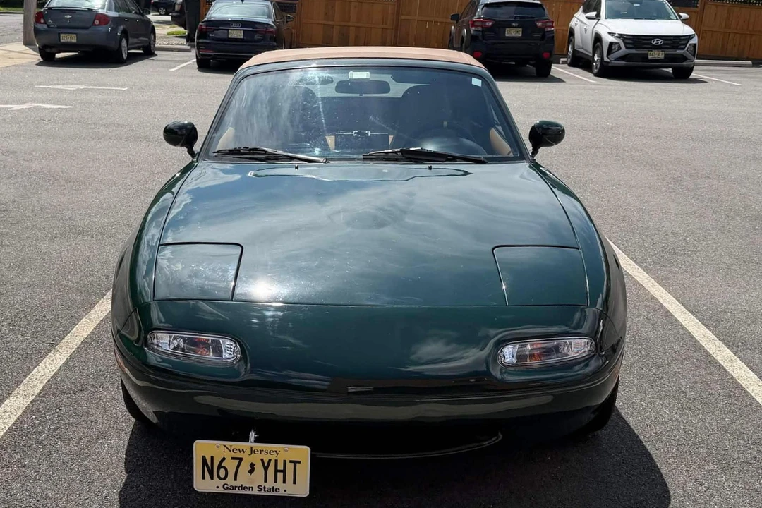 1991 Mazda NA MX-5 Miata - Image 2 of 31