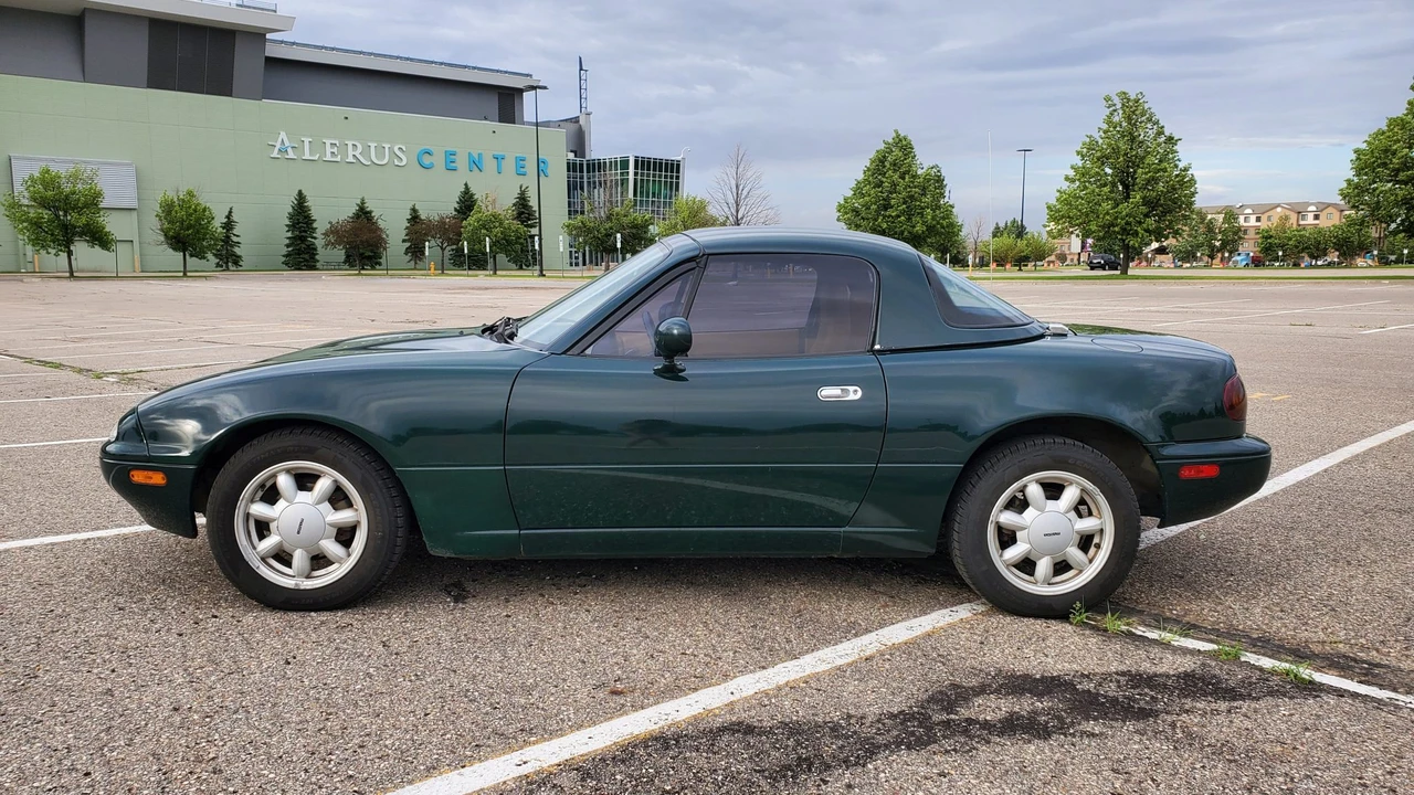 1991 Mazda NA MX-5 Miata - Image 4 of 31