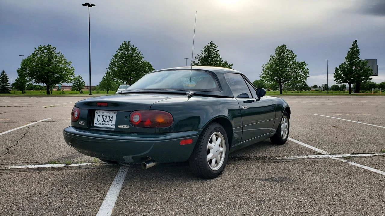 1991 Mazda NA MX-5 Miata - Image 9 of 31