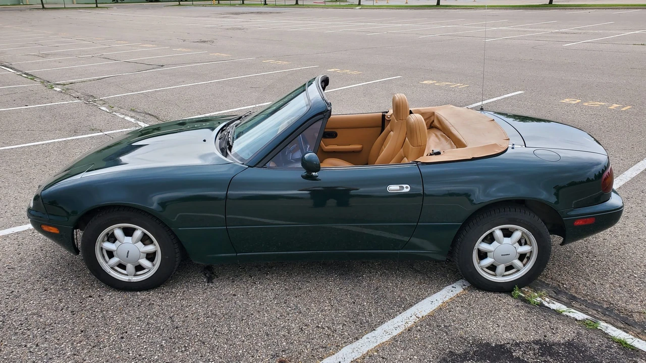 1991 Mazda NA MX-5 Miata - Image 26 of 31