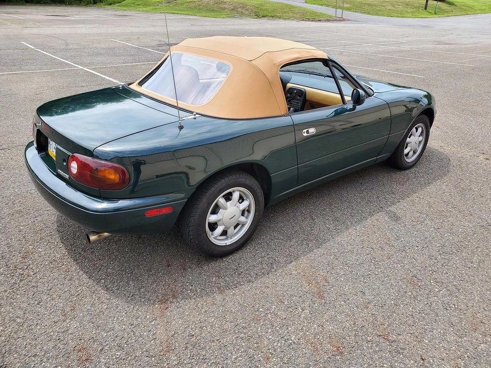 1991 Mazda NA MX-5 Miata - Image 8 of 31