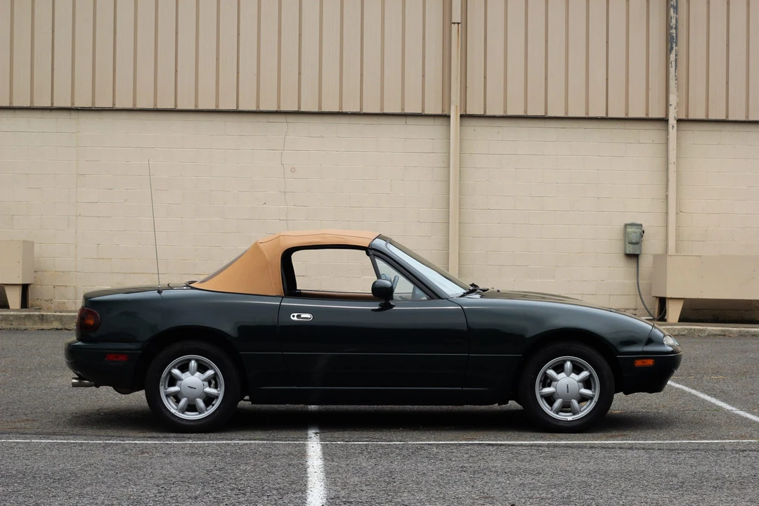 1991 Mazda NA MX-5 Miata - Image 11 of 31