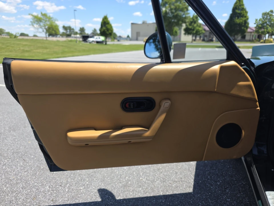 1991 Mazda NA MX-5 Miata - Image 17 of 31
