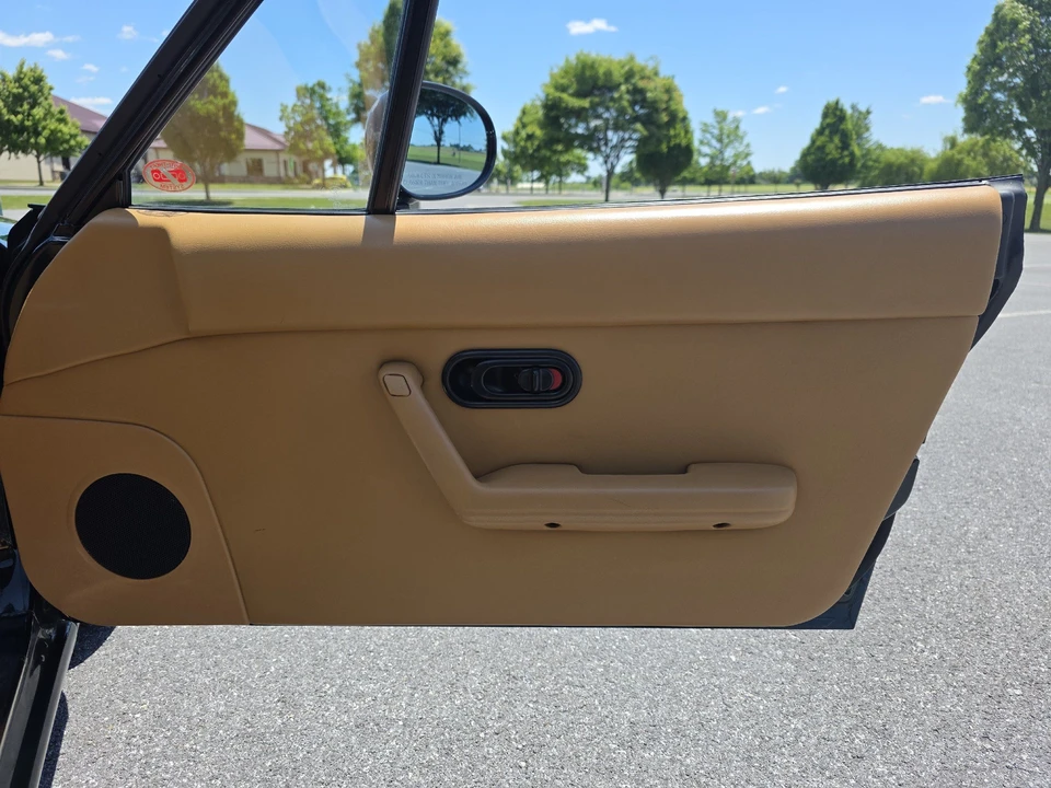 1991 Mazda NA MX-5 Miata - Image 16 of 31