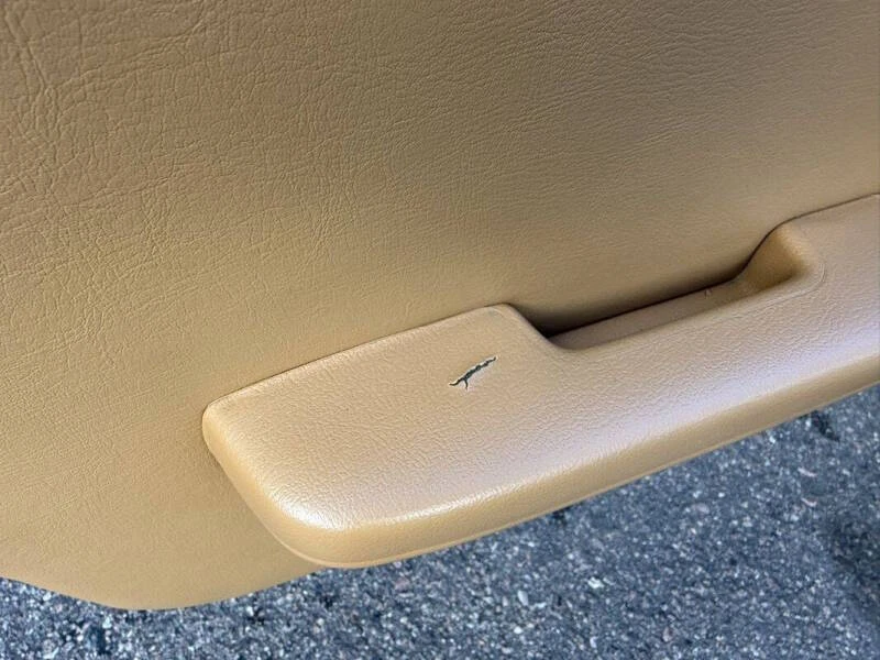 1991 Mazda NA MX-5 Miata - Image 19 of 28