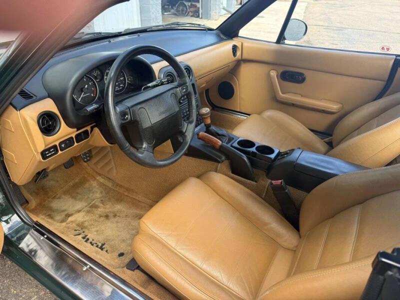 1991 Mazda NA MX-5 Miata - Image 17 of 28