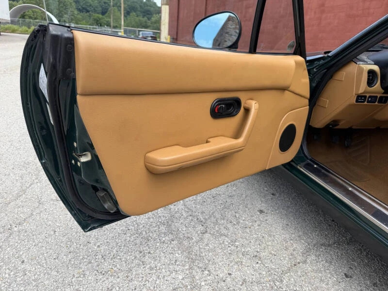 1991 Mazda NA MX-5 Miata - Image 10 of 31