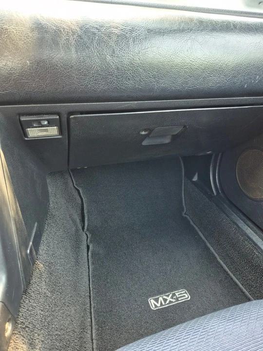 1991 Mazda NA MX-5 Miata - Image 9 of 30