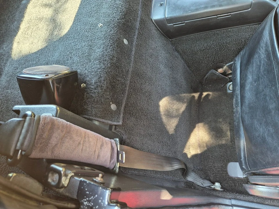 1991 Mazda NA MX-5 Miata - Image 19 of 30