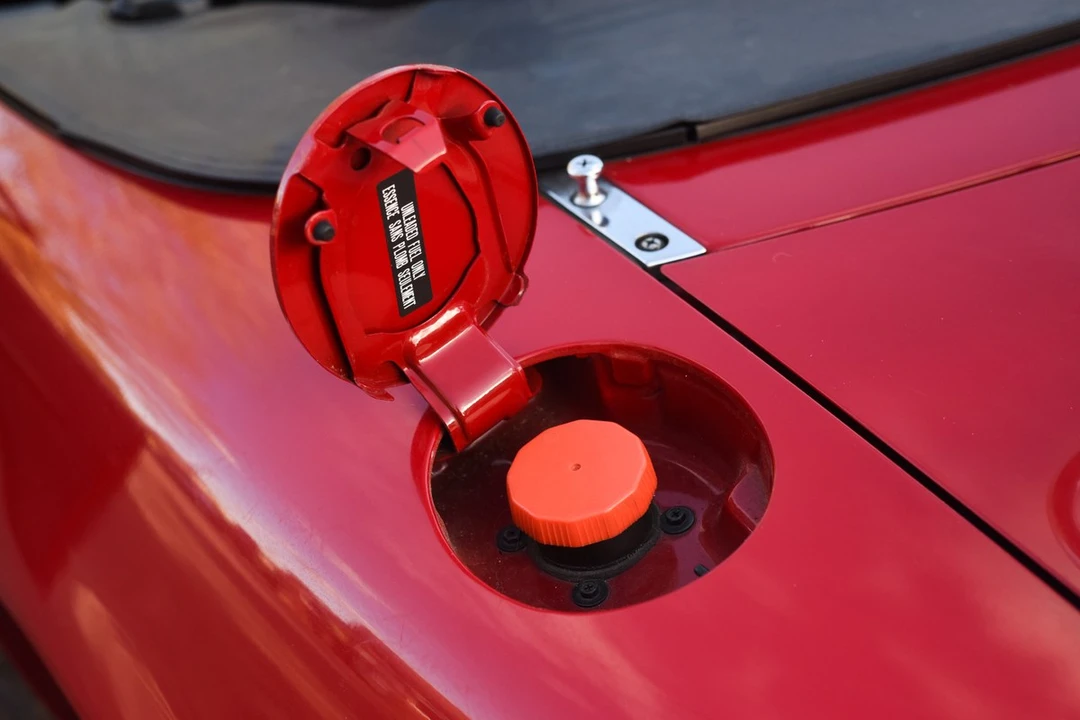 1991 Mazda NA MX-5 Miata - Image 10 of 30