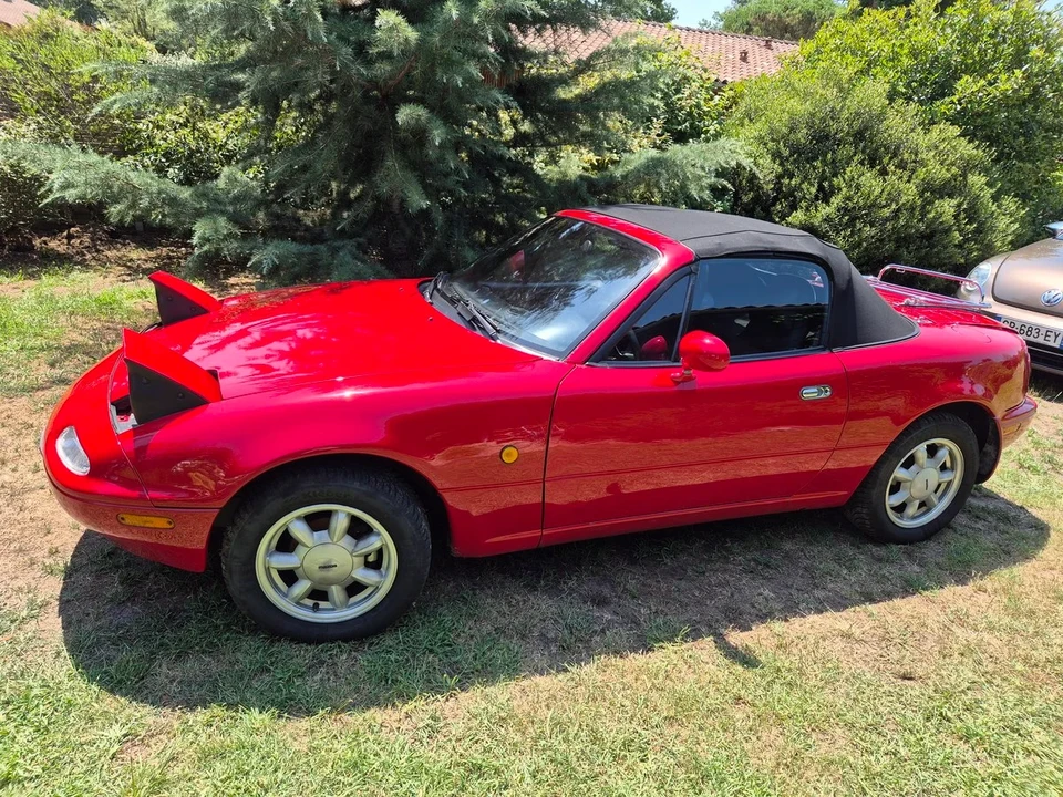 1991 Mazda NA MX-5 Miata - Image 2 of 30