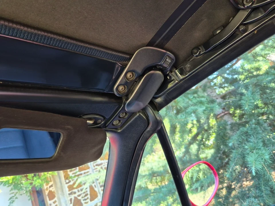 1991 Mazda NA MX-5 Miata - Image 11 of 30