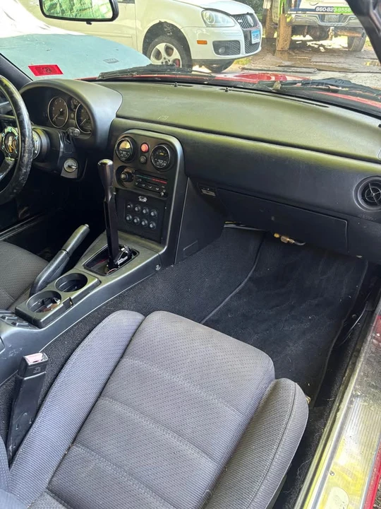 1991 Mazda NA MX-5 Miata - Image 7 of 19