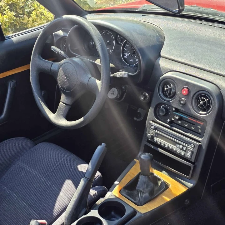 1991 Mazda NA MX-5 Miata - Image 9 of 12
