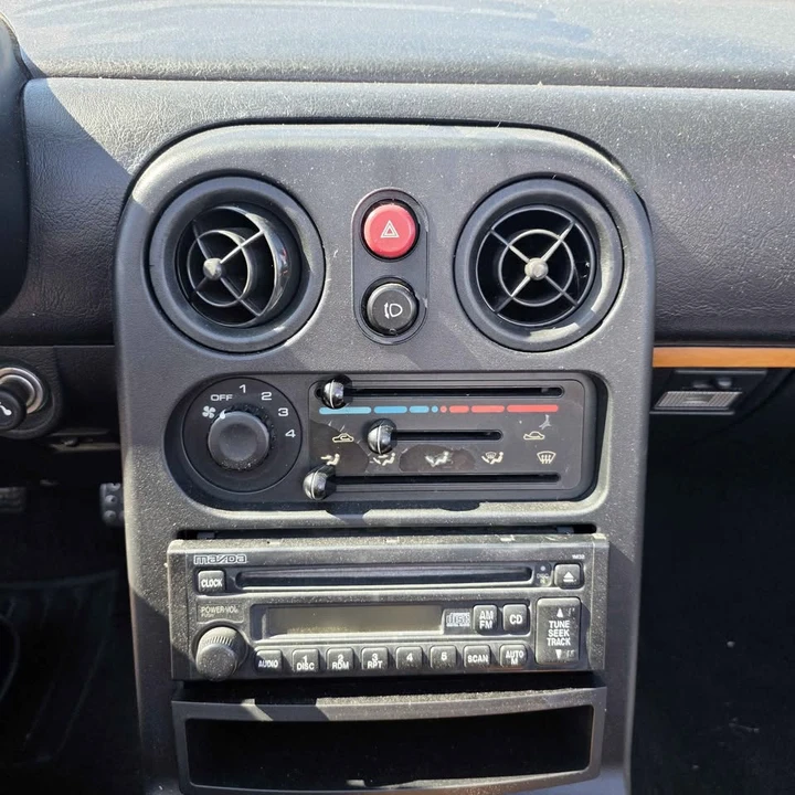 1991 Mazda NA MX-5 Miata - Image 12 of 12