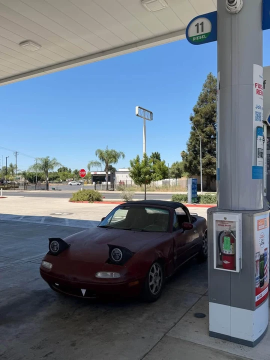 1991 Mazda NA MX-5 Miata - Image 4 of 9
