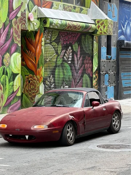 1991 Mazda NA MX-5 Miata - Image 6 of 9