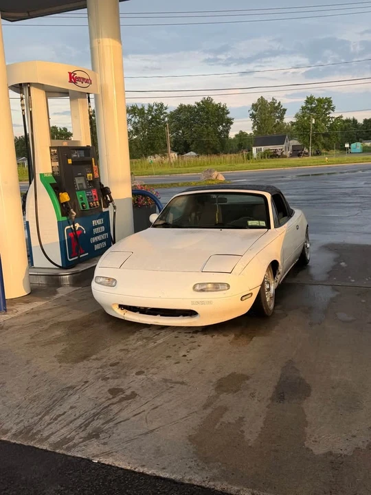 1991 Mazda NA MX-5 Miata - Image 6 of 7