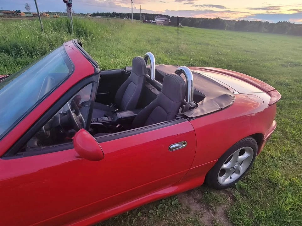 1991 Mazda NA MX-5 Miata - Image 5 of 14