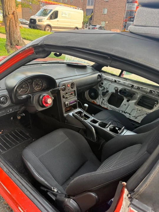 1991 Mazda NA MX-5 Miata - Image 7 of 9