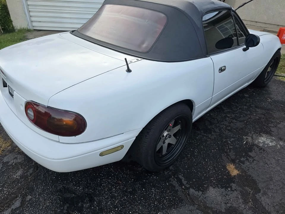 1991 Mazda NA MX-5 Miata - Image 2 of 13