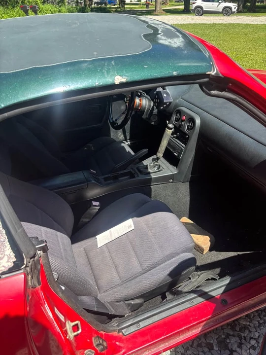 1991 Mazda NA MX-5 Miata - Image 5 of 11