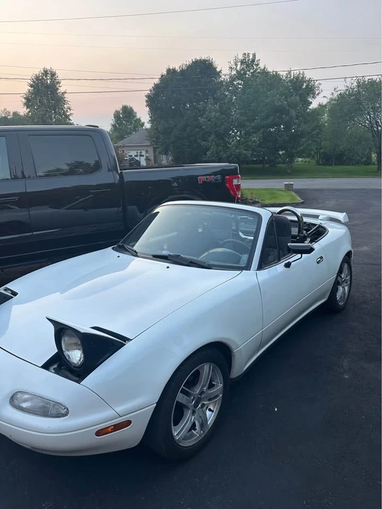 1991 Mazda NA MX-5 Miata - Image 4 of 6
