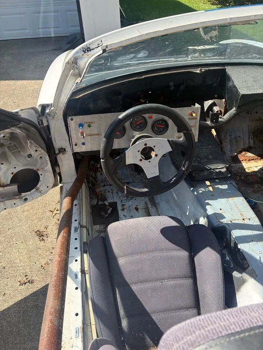 1991 Mazda NA MX-5 Miata - Image 6 of 14