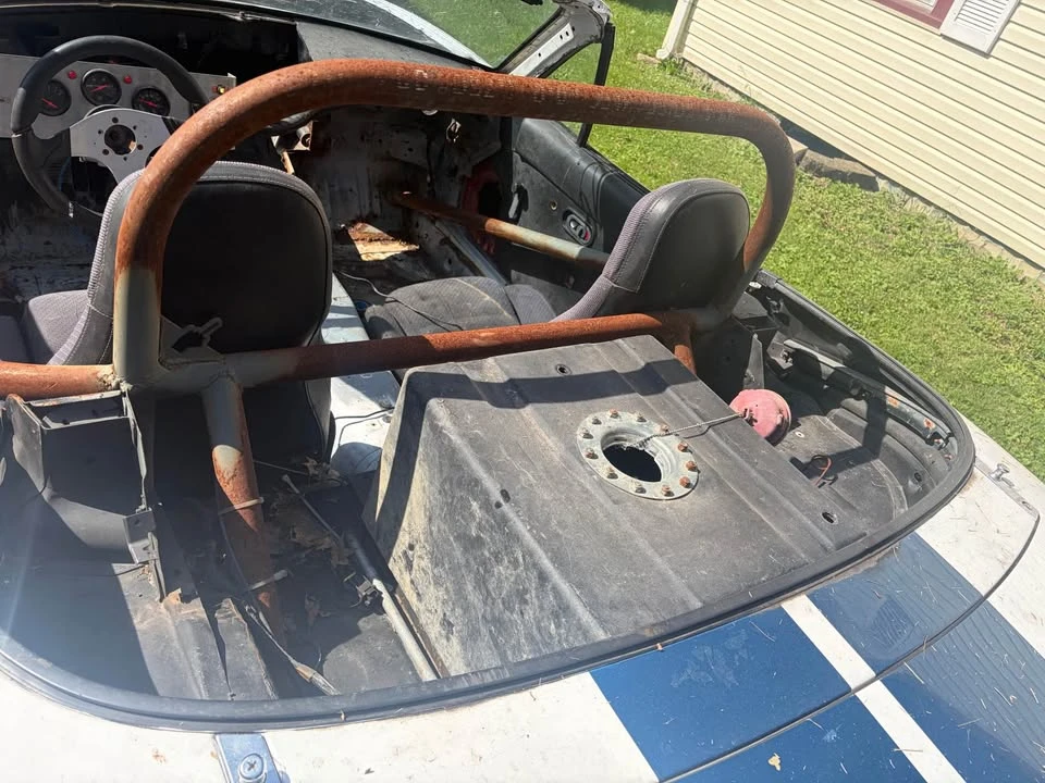 1991 Mazda NA MX-5 Miata - Image 5 of 14