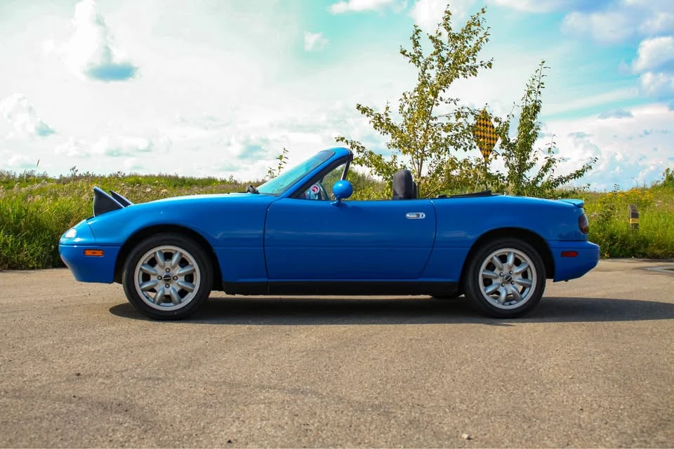 1991 Mazda NA MX-5 Miata - Image 6 of 11