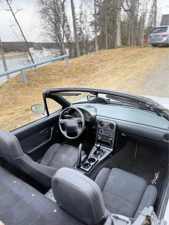 1991 Mazda NA MX-5 Miata - Image 3 of 9