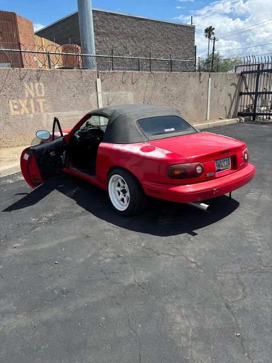 1991 Mazda NA MX-5 Miata - Image 2 of 10