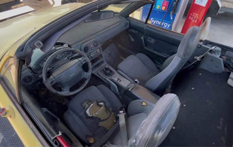 1991 Mazda NA MX-5 Miata - Image 4 of 4